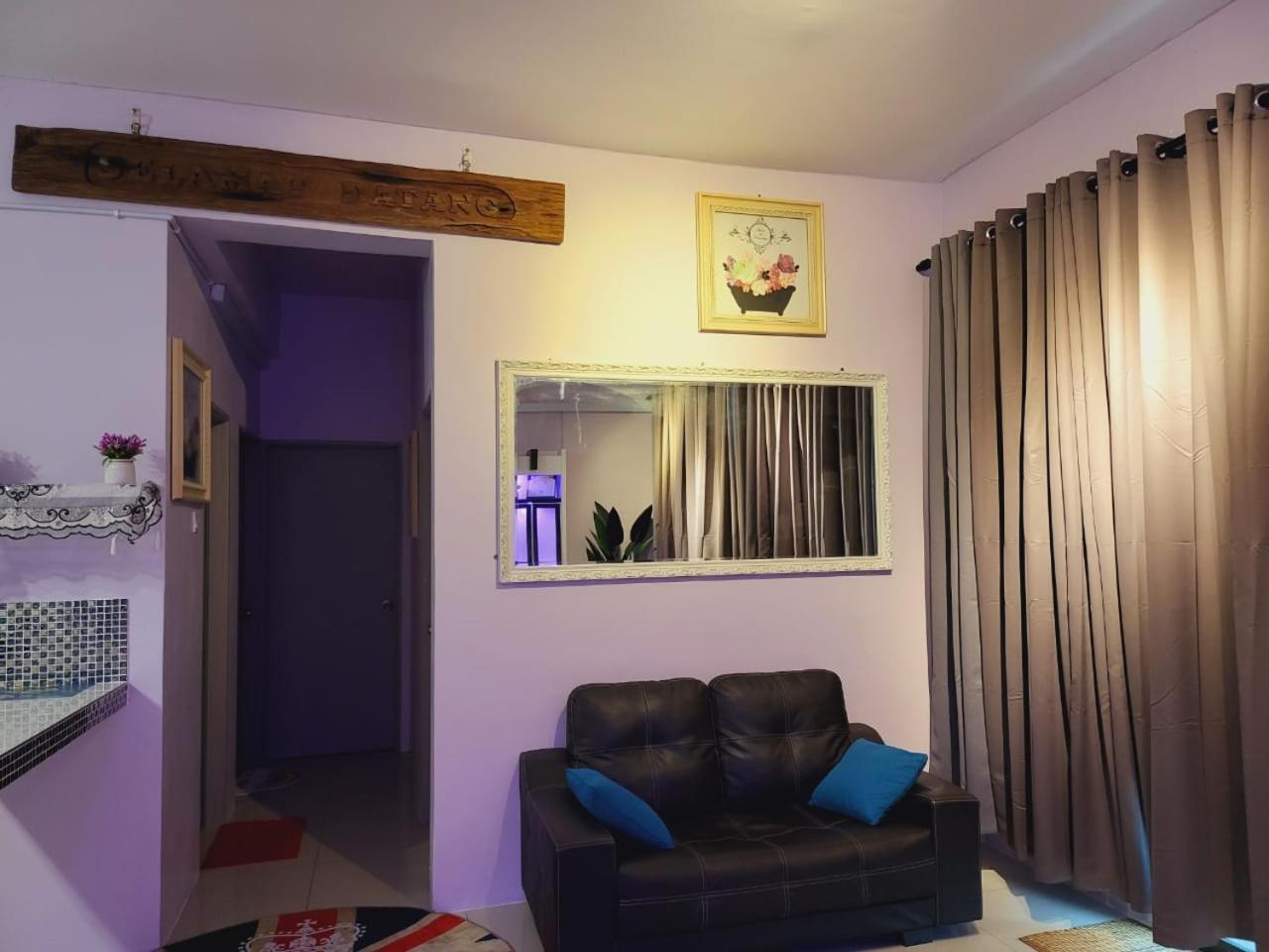 Denan Homestay Casa Kayangan 이포 외부 사진