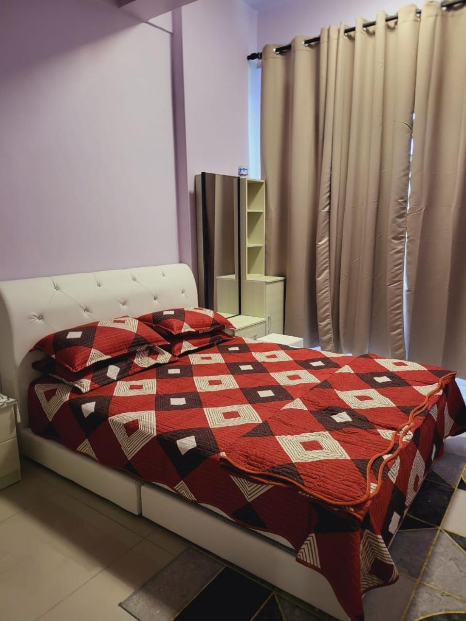 Denan Homestay Casa Kayangan 이포 외부 사진